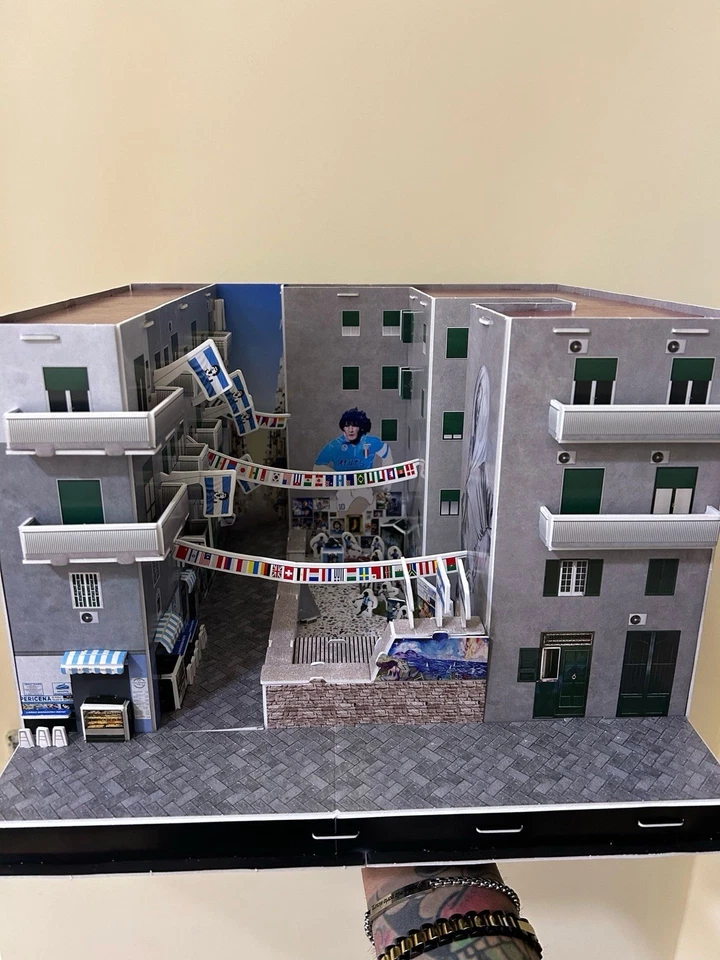 Puzzle 3D Murales Maradona Quartieri Spagnoli Napoli Gioco Calcio Stadium Diego - Image 1 of 4