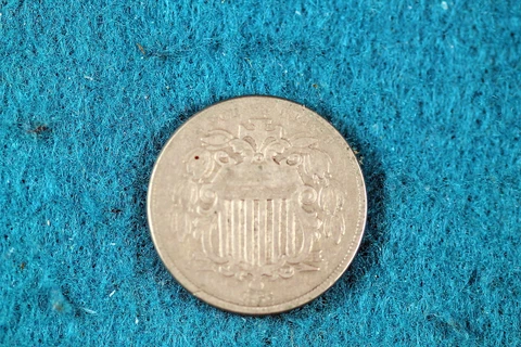 ESTATE FIND 1866 Shield Nickel!! #D1081 Cover