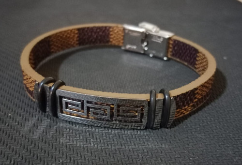 Bracciale Versace acciaio inox e pelle tono argento accessori regalo