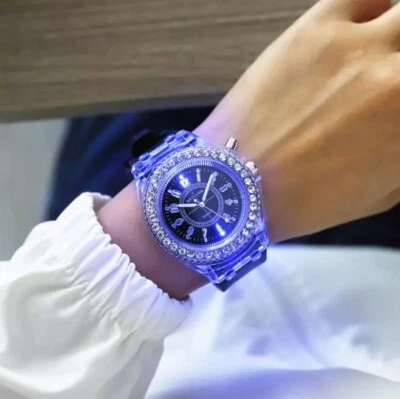 Luminoso Reloj LED Silicona Cuarzo Reloj Pulsera Brilla en la Oscuridad - Negro Foto 1 de 4