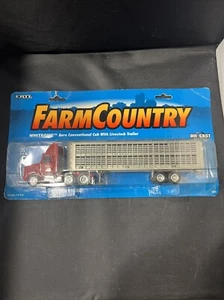 Ertl Farm Country WhiteGMC Aero Conventional Cab & Livestock Trailer #4074 - Picture 1 of 5