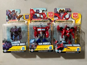 Transformers Cyberverse, Optimus Prime, Windblade, Shadow Striker - Picture 1 of 7