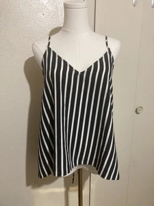 Blusa HYFVE Negra Blanca Rayas Talla M Pullover Correa Espagueti Camisola Tanque. - Imagen 1 de 10