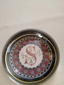 Vintage “S” Monogrammed Paperweight Glass Domed Punch Studio Crystal France - Picture 1 of 6