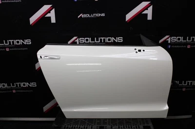 Nissan GTR GT-R R35 2009-2020 puerta delantera derecha carcasa lado del pasajero OEM QAB Foto 1 de 4