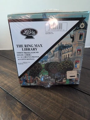 Lavie " The Ring Max Library" Holds 300 3 1/2"X 5" Or 4" X 6" Photos - Image 1 of 4