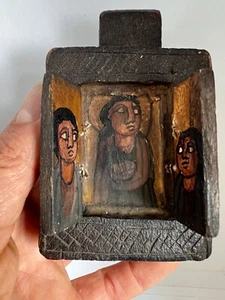 Antique Primitive Wooden Hand Painted Icon of Lady Mary Pocket Shrine - Picture 1 of 12