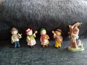 Vintage Plastic Oraments - Picture 1 of 7