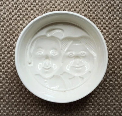 Schöne alte Keramik Form Puddingform Max und Moritz RAR - Bild 1 von 4