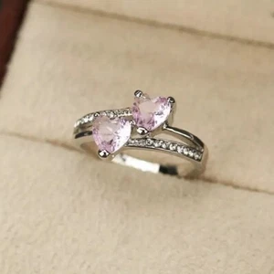 Size 9 Women's Anniversary Ring Double Heart Shaped Zirconia Stone Design - Picture 1 of 3