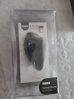 Anker Vertical Ergonomic Optical Wireless Computer Mouse Model TM137G Black - Image 1 of 4