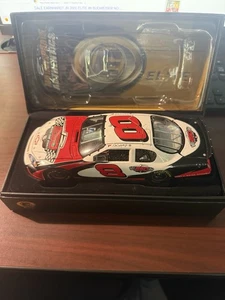 Dale Earnhardt Jr. Elite #8 250th Consecutive Start 2006 1/24 Nascar Diecast - Picture 1 of 5