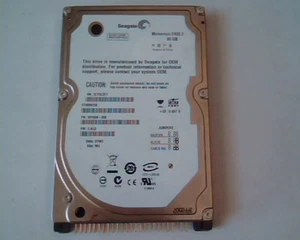Unidad de disco duro 2,5 Seagate Momentus 5400,3 80 GB ST980815A 9S1038-308 Ultra ATA - Imagen 1 de 4
