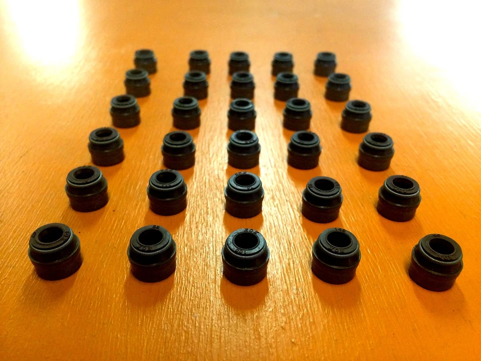 FITS 98-06 AUDI VOLKSWAGEN PASSAT 2.7 2.8 3.0 DOHC V6 TURBO 30 VALVE STEM SEALS - Image 1 of 1