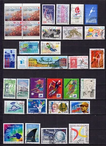 France un lot de 30 timbres oblitérations rondes /RU129 - Picture 1 of 1