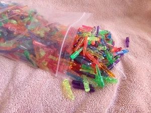 Lite Brite pegs 760 multi colors 1 1/8" 1960s-1990s NOT Lite-Bright Magic Screen - Picture 1 of 4