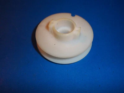 NEW SHINDAIWA RECOIL PULLEY 70030-75120 OEM FREE SHIPPING SH2 G1 - Image 1 of 2