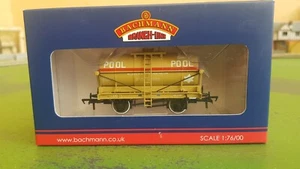 Bachmann 37-2014K 14T tank wagon, Ministry of Supply, Special Edition, boxed - Picture 1 of 8