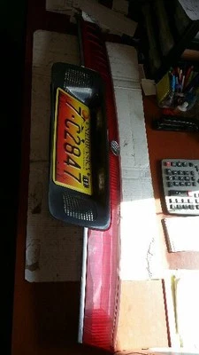 Крышка заднего фонаря смонтирована подходит для 95-97 MYSTIQUE 29899 - Изображение 1 из 3