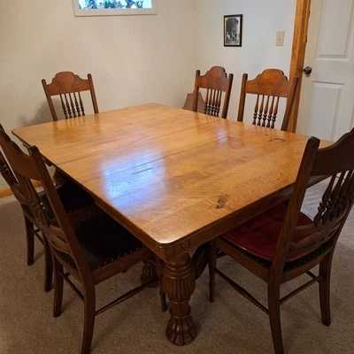 Antigua mesa de comedor de roble y 6 sillas alrededor de 1905 se extiende a 96" hermosa Foto 1 de 4