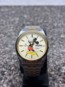 Vintage Lorus Quartz Unisex V533-8A10 Disney Mickey Mouse Watch NEW BATTERY - Picture 1 of 5