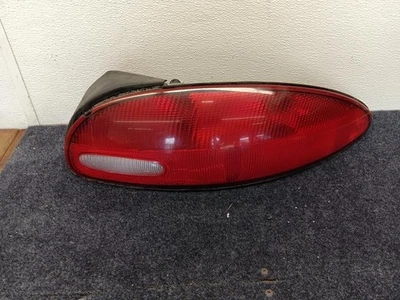 Luz trasera Chrysler LHS R R. 99 00 01 Foto 1 de 4