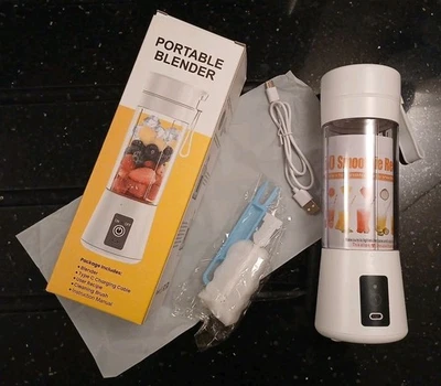 Personal Mini Frullatore Portatile, 6S Smoothie Friuty Juicer - Immagine 1 di 4