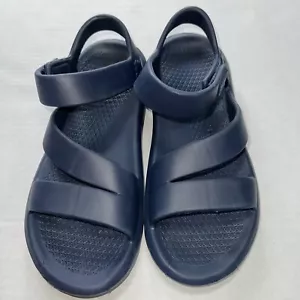 Essentials By Muk Luk XL 11 - 12 Navy Blue Sandals Summer Beach Shoe - Picture 1 of 12