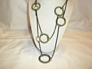 NEW GOLD TONE CHAIN & GREEN CLOTH CIRCLES 31" NECKLACE..........NICE - Picture 1 of 3