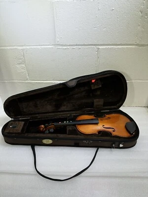STENTOR Student I 3/4 Violin,& Carry Case - image 1 of 4