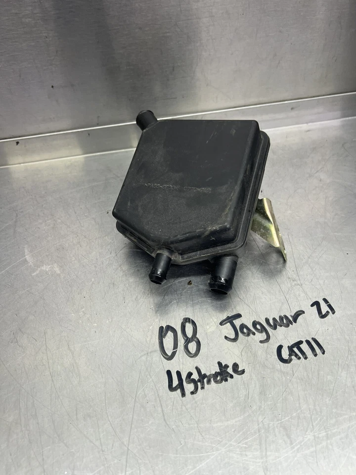 11 10 09 08 07 Arctic Cat Jaguar Z1 Sno Pro Oil Seperator Tank - Imagem 1 de 4