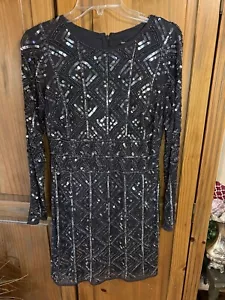 Gianni Bini Midi Sequins Long Sleeved Dress Size 10 Smoke Free Home! - Picture 1 of 6