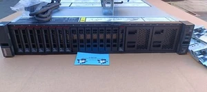 LENOVO SR650 2X I-XEON SILVER 4110 192GB DDR4 7X 1.2TB sas 2X 240GB SSD 2XPSU - Photo 1/18