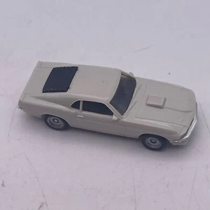 VTG Monogram Models Mini Exacts-1969 FORD MUSTANG BOSS 302 1/87 HO Scale D2 - Picture 1 of 7