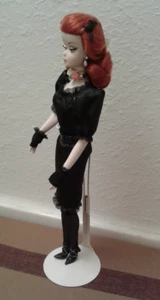 Silkstone Fiorella Redhead Barbie Paris Japan Convention Mattel, Displayed Only - Picture 1 of 22