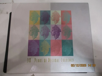 Australian Banknotes: 1996 Commemorative $5 Set- Great Item, Must Have! (VR1300) - image 1 of 4