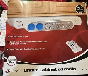 GPX MP3-Ready Under Cabinet CD/Radio CD Player Kitchen Radio Clock - Picture 1 of 5
