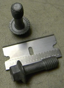 25 Metric M8-1.25 x 25 mm 9.8 Serrated Hex Flange Washer Head Bolts M 8mm Screw - Picture 1 of 5