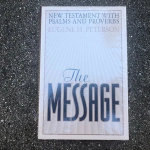 The MESSAGE Eugene Peterson GENUINE Leather Sealed in Plastic NEW Bible - Imagen 1 de 5