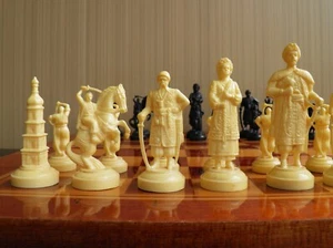 Vintage beautiful plastic chess in very good condition, Ukrainian Cossack style. - Picture 1 of 12