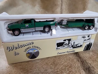 Camioneta/remolque/mesas y bancos Eastwood 624032 Lionel County Park & Recreation Foto 1 de 4