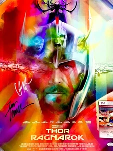 Chris Hemsworth Tessa Thompson Signed Marvel Thor: Ragnarok 24x36 Poster JSA COA - Picture 1 of 3