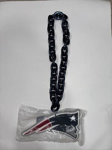 New England Patriots Oversized NFL Fan Chain Necklace Foam Football - Picture 1 of 5