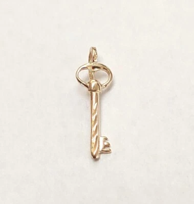 New 14k Gold Key To Heart #2 Charm Pendant - Image 1 of 3