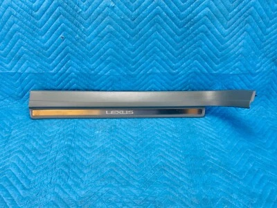 Lexus LS400 Front Passenger Door Scuff Plate 1998-2000 Cypress:LF62 OEM - Image 1 of 4