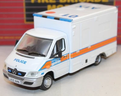 FIRE BRIGADE MODELS - 02-01 - MERCEDES-BENZ SPRINTER - MET POLICE BOMB SQUAD VAN - Image 1 of 4
