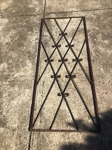 Metal outdoor garden frame - Picture 1 of 11