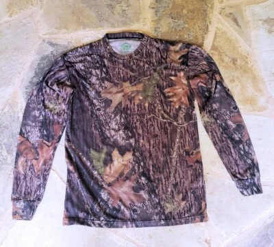 CABELA'S BASE LAYER UNDER SHIRT MOSSY OAK CAMO MENS LARGE - Image 1 of 4
