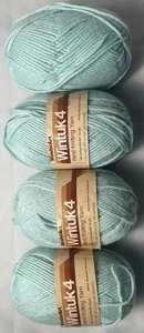 Wonderart Wintuk 4 Acrylic Yarn Worsted Weight 48 Baby Green 3.5 oz 4 ply - Picture 1 of 2