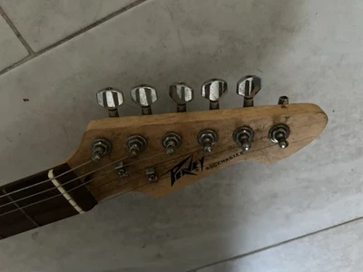 Electric Guitar - Image 1 of 4